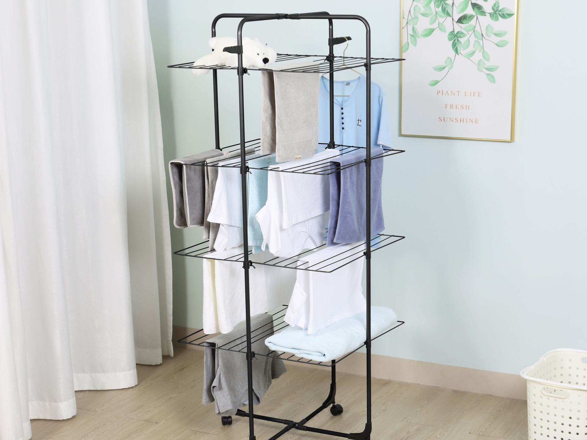 Droogtoren makkelijk om zowel binnen als buiten te gebruiken voor het drogen van was, compact op te bergen